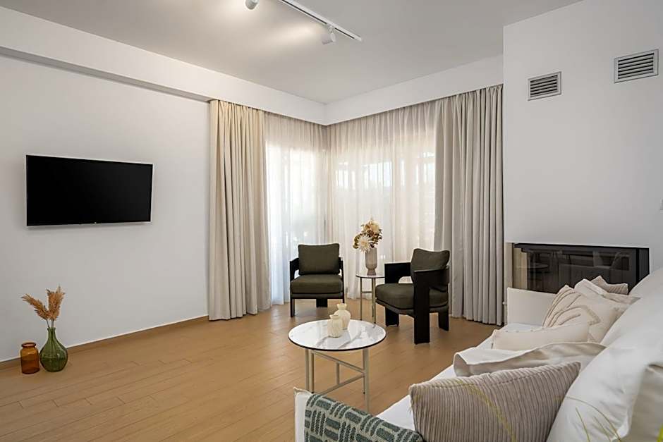 The 12th City Hotel