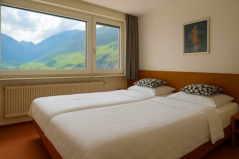 Hôtel de la Poste Martigny - City Center