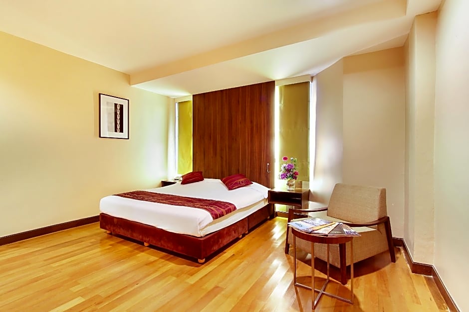 Bally Suite Silom – Bangkok, NY