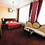 Daily Plaza Boutique Hotel