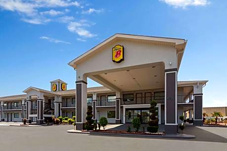 Super 8 By Wyndham Prattville Montgomery