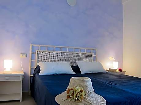 One-Bedroom Family Apartment