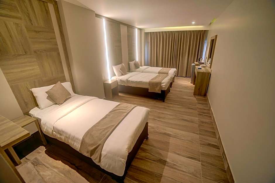Mass Paradise Hotel