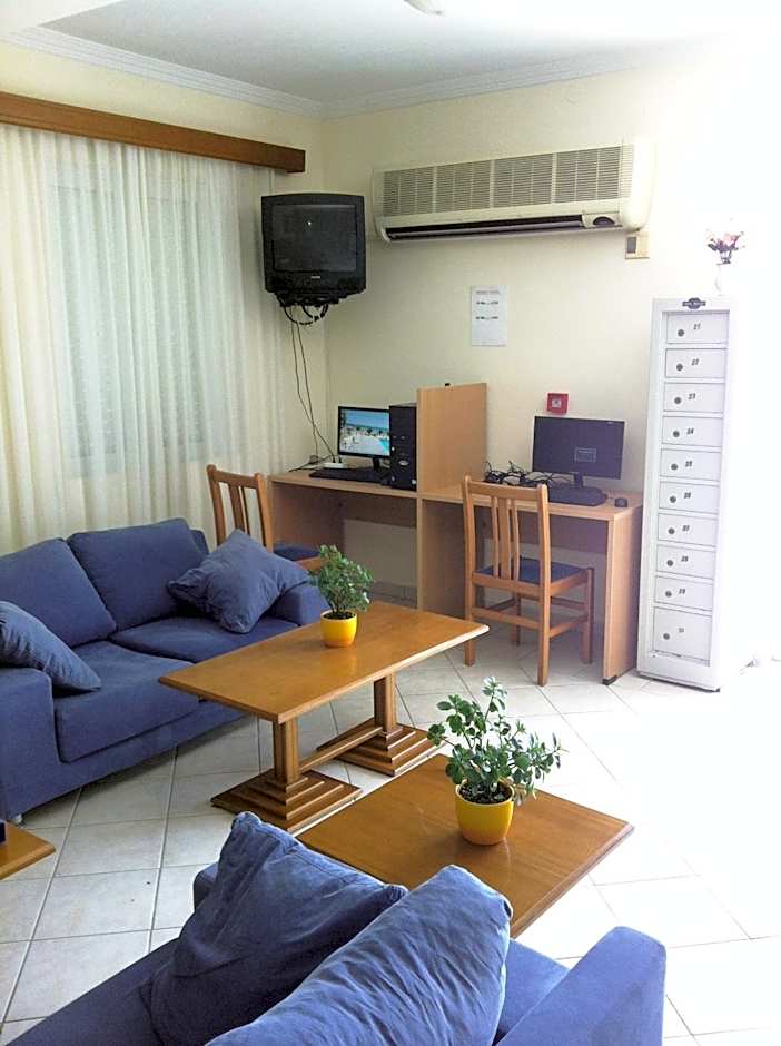 Andreolas Beach Hotel