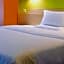 7 Days Inn Luoyang Wangcheng Park Metro Station