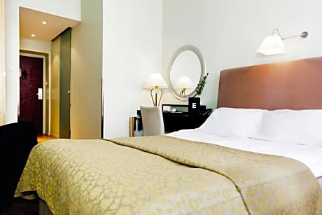 Economy Double Room (55 in bed)