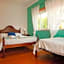 Ericeira Chill Hill Hostel & Private Rooms