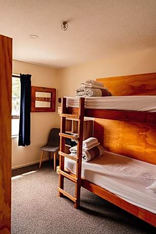 Bed in 4-Bed Mixed Dormitory Room