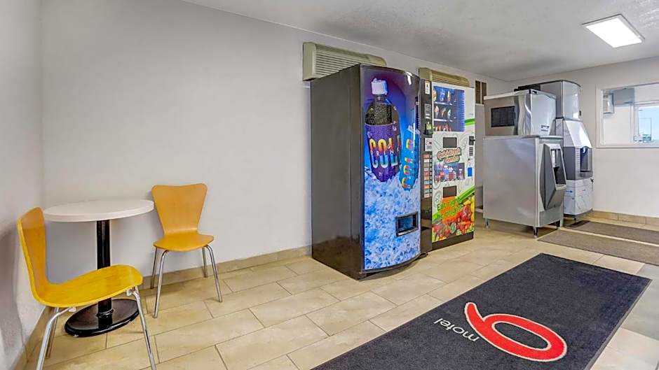 Motel 6-Grants, NM