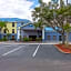 Days Inn & Suites by Wyndham Lakeland