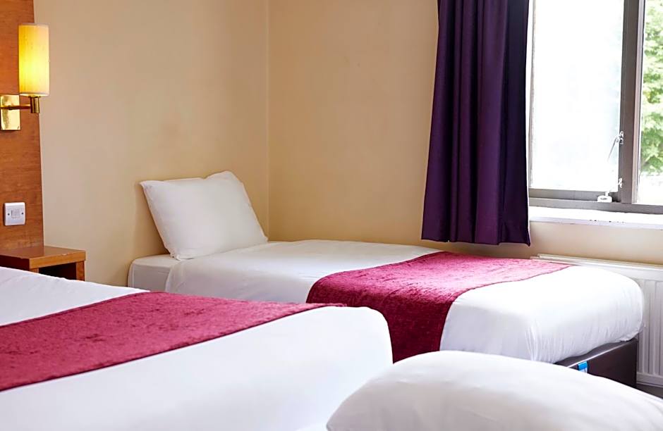 Crossroads by Chef & Brewer Collection