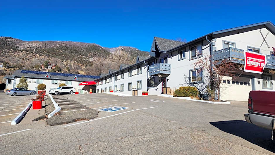 Adventure Inn - Glenwood Springs
