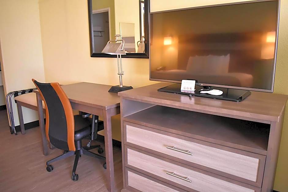 Quality Inn & Suites Gallup I-40 Exit 20