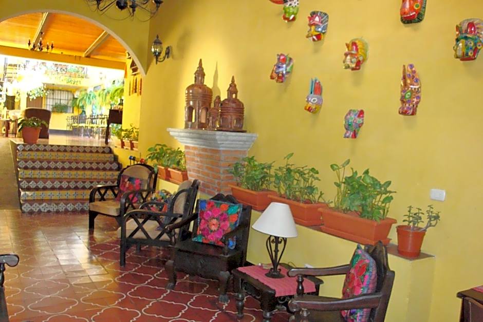 Hotel Las Camelias Inn by AHS