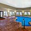La Quinta Inn & Suites by Wyndham Oklahoma City Yukon