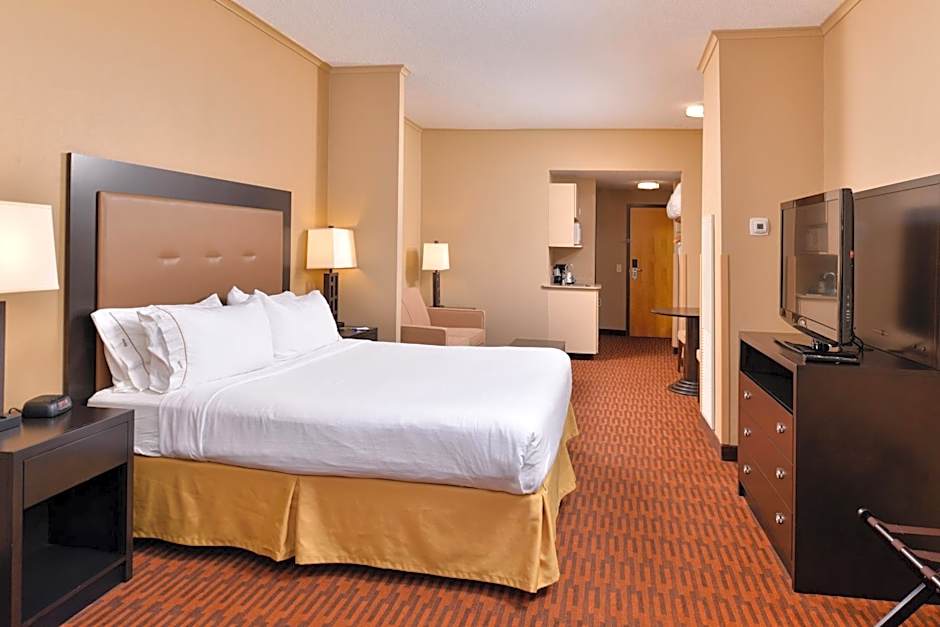 Holiday Inn Express Breezewood By IHG