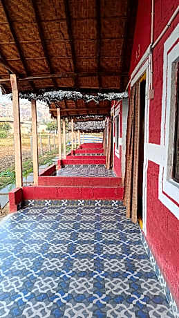 LAUGHING BUDDHA RESTAURANT HAMPI AND GUEST HOUSE