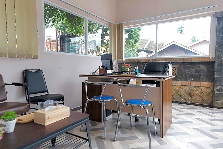 RedDoorz Syariah @ Jalan Ir Haji Juanda Jambi