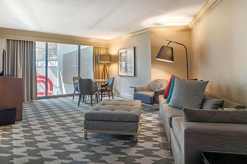 Omni Atlanta Hotel at Centennial Park