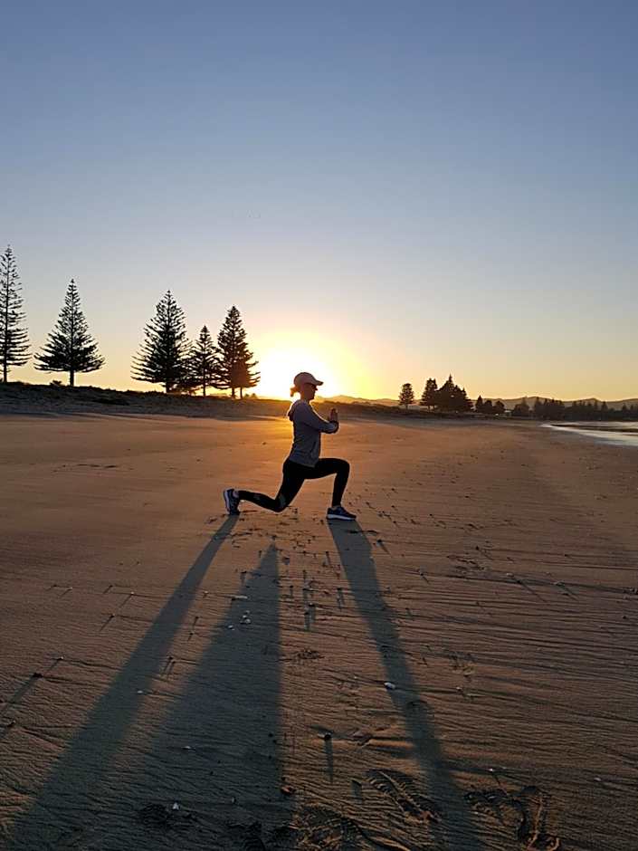 Whispering Sands Beachfront Motel