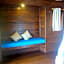 Song Lambung Beach Huts