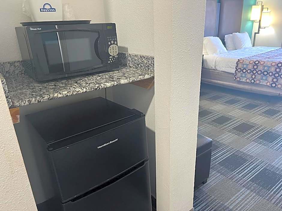 Days Inn by Wyndham Alva