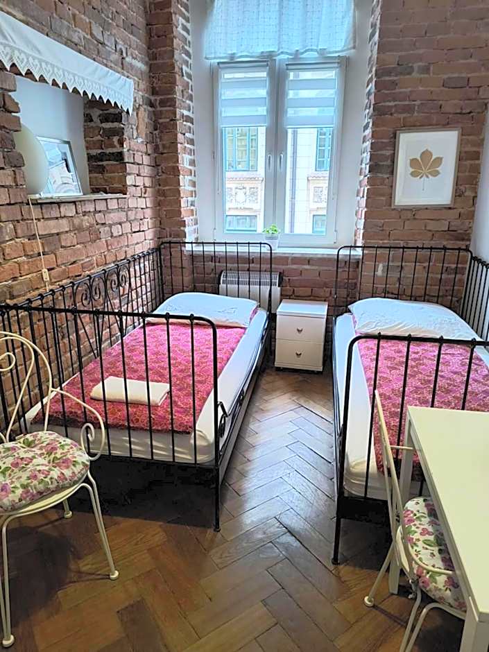 wawel hostel
