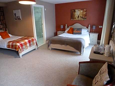 Quadruple Room with Shower