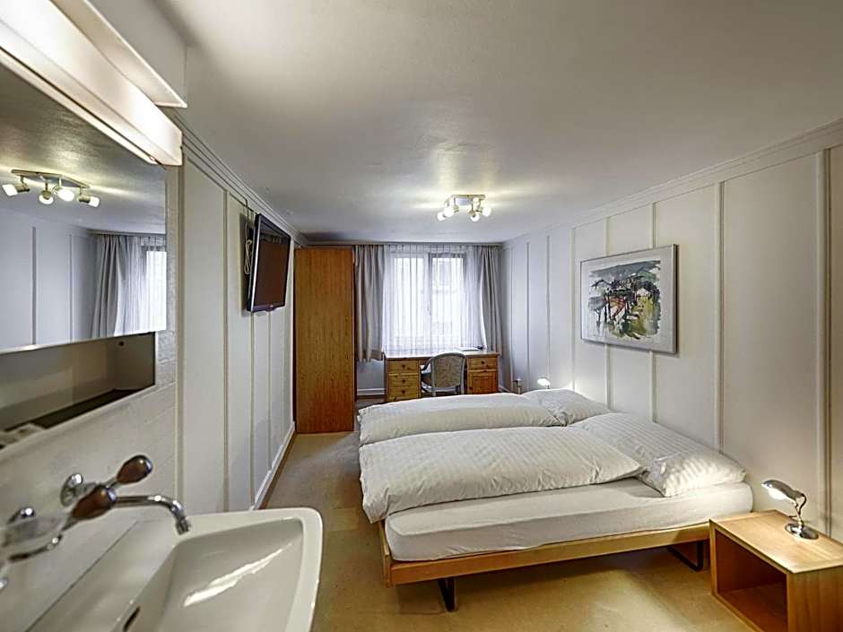 Hotel Weisses Kreuz