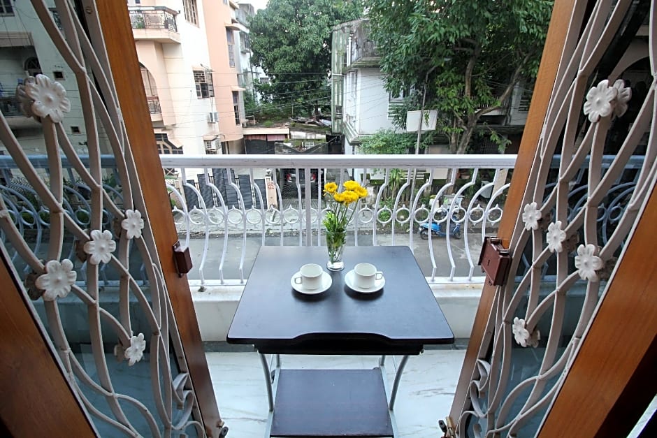 Anamitra Guest House