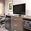 La Quinta Inn & Suites by Wyndham Atlanta Roswell