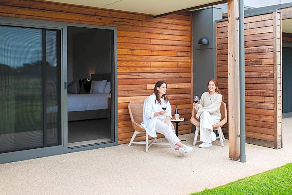 13th Beach Golf Lodges