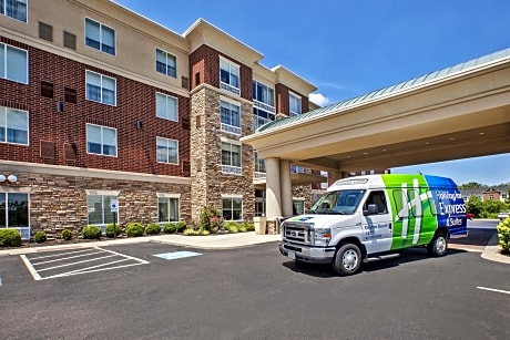 Holiday Inn Express Hotel and Suites Dayton South I 675 By IHG