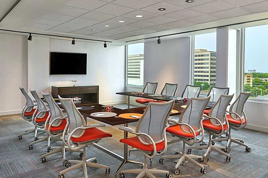 Aloft Houston By The Galleria