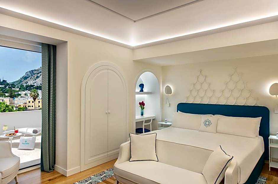 Pazziella Garden & Suites