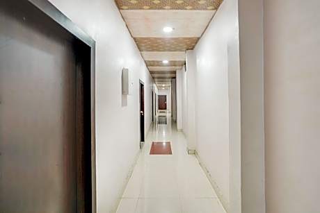 Hotel O New Shree Radhe Radhe Hotel