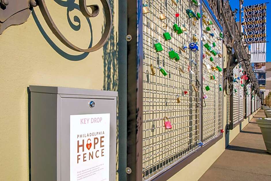 Hilton Philadelphia at Penns Landing