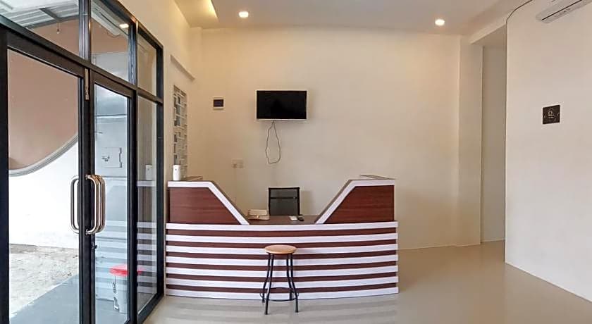 RedDoorz near Stasiun Pematangsiantar