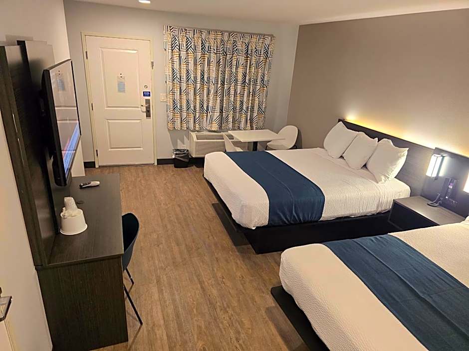 Motel 6 Los Angeles, CA - Downtown