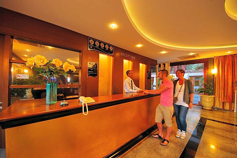 Pasabey Hotel