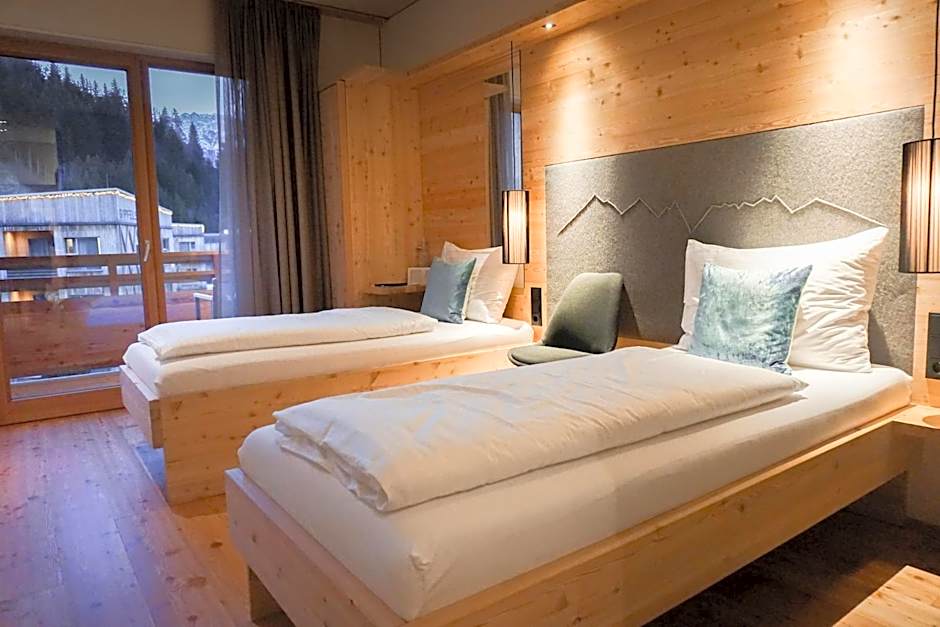 Tirol Lodge