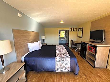 King Room - Non-Smoking