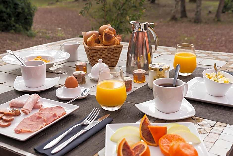 Relais Du Silence Disini Hotel