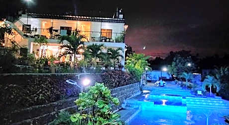 Casa de Robles Tanay Rizal