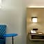 Holiday Inn Express Williamsbrg Busch Gardens Area By IHG