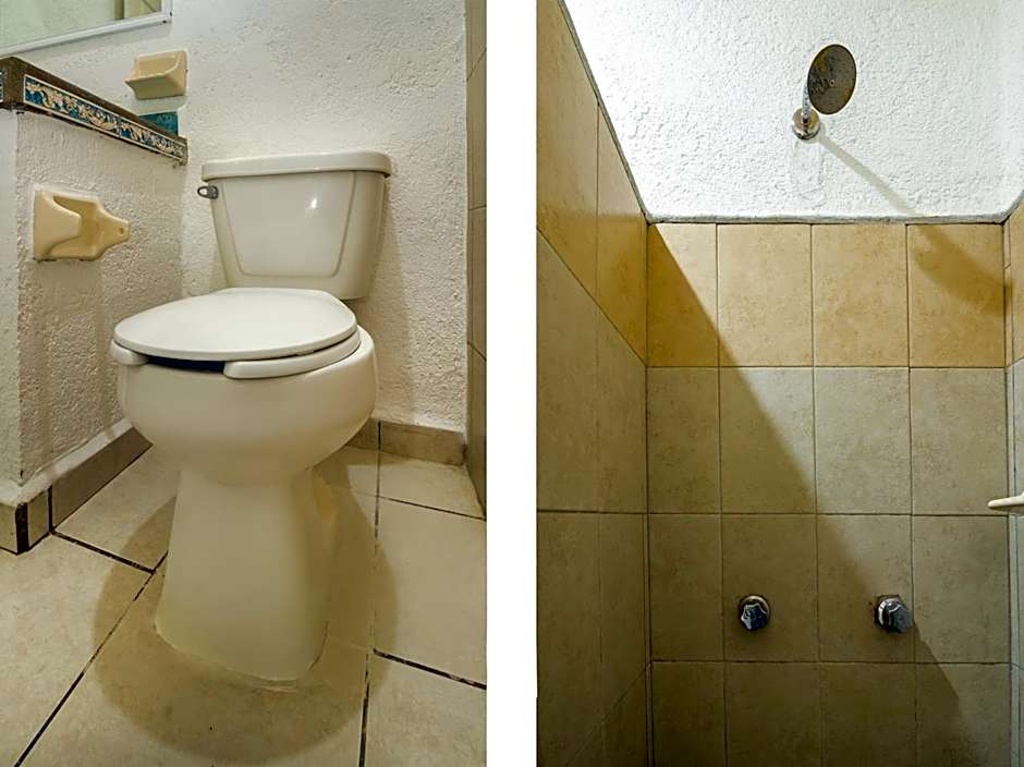 Hotel Parotas Manzanillo