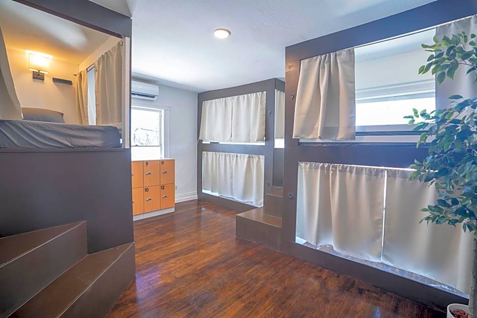 Burlington Hostel