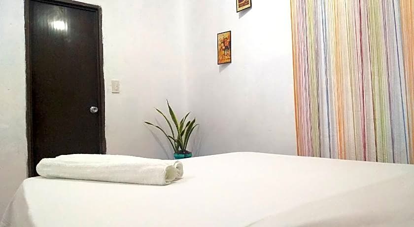 Casa de Viajeros 600mbps spacious 5 minutes to the beach