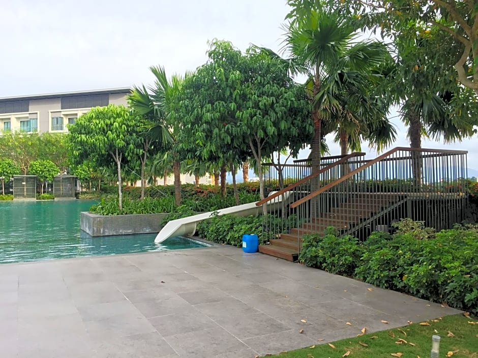Borneo Coastal Residence @ Imago Mall