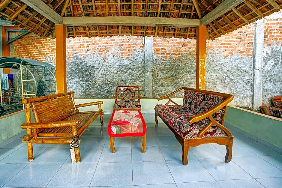 OYO Life 91068 Penginapan Way Semaka Syariah